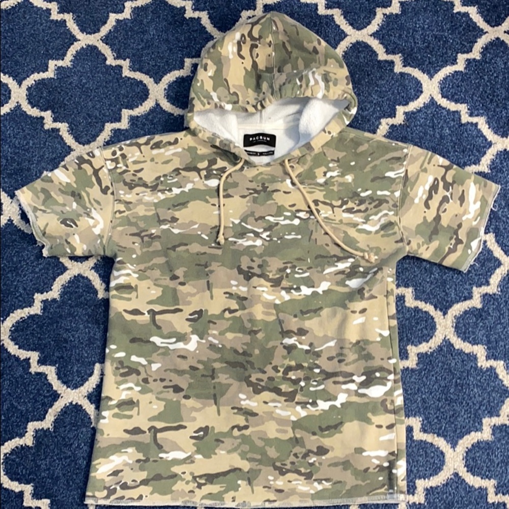 Short sleeve sweat shirt
